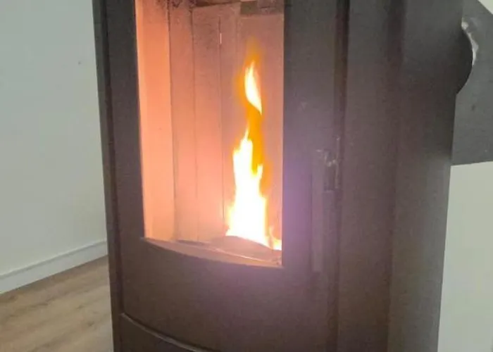 Appartement Grace Im Erdgeschoss Mit Balkon Lonnerstadt