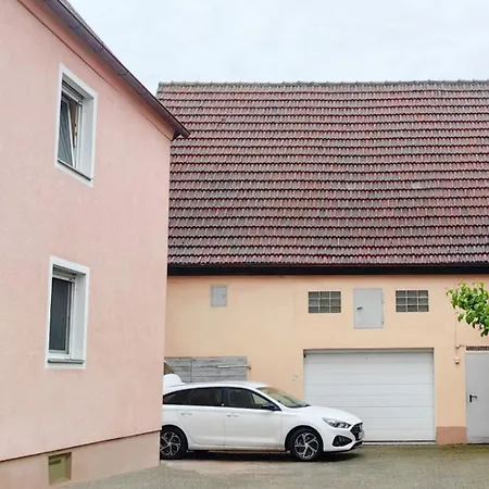 Grace Im Erdgeschoss Mit Balkon Apartmán *